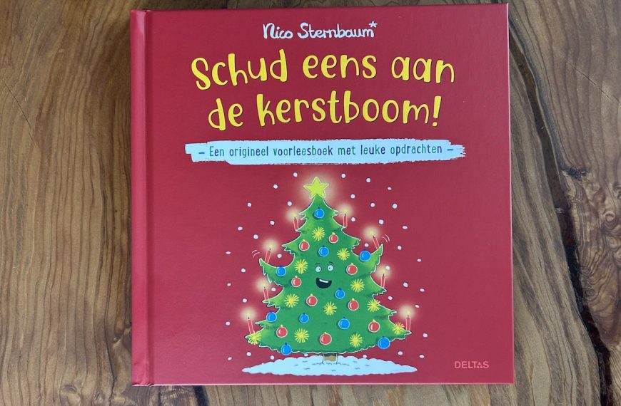 Schud eens aan de kerstboom!; een sprankelend kerstboek voor jong en oud